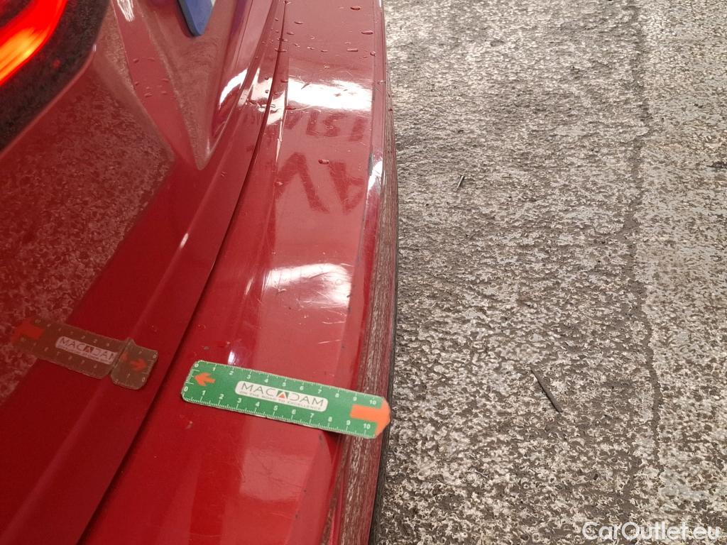  Volvo  V60 VOLVO  / 2018 / 5P / Break Recharge T6 340 Geartronic 8 R-Design #25