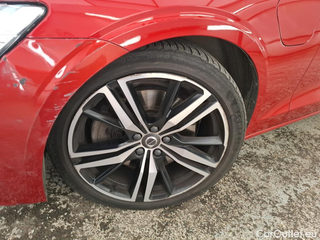  Volvo  V60 VOLVO  / 2018 / 5P / Break Recharge T6 340 Geartronic 8 R-Design #49
