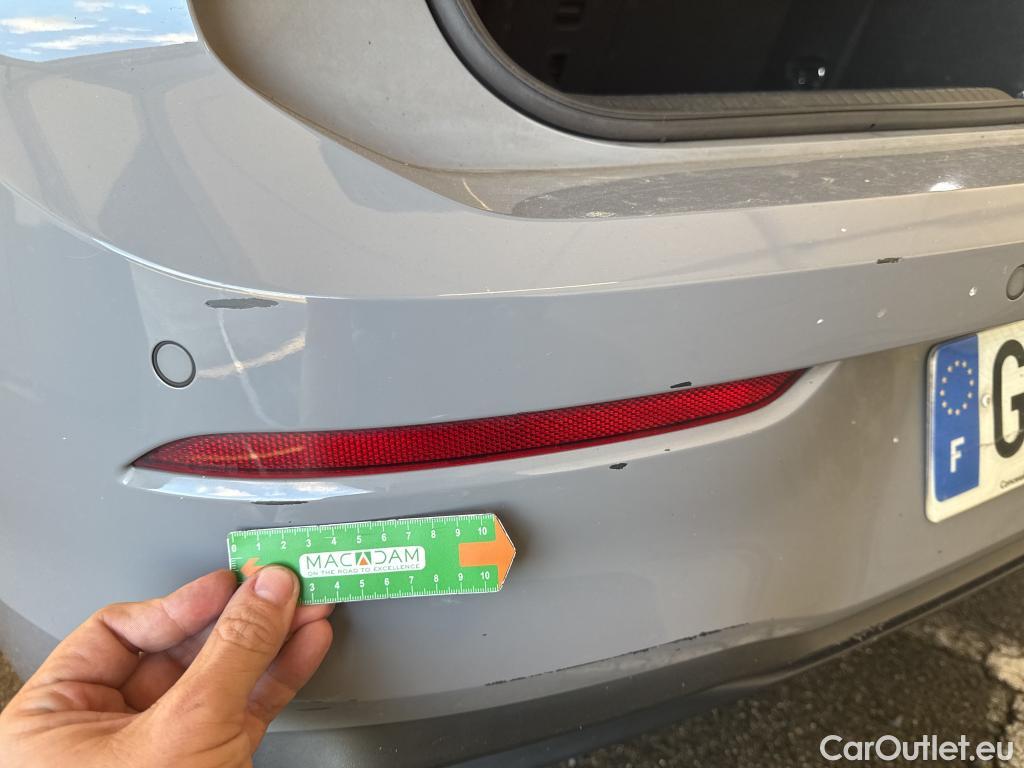  Volkswagen  Golf  VOLKSWAGEN / 2020 / 5P / Berline 1.0 eTSI OPF 110 DSG7 Life Business 1st #11