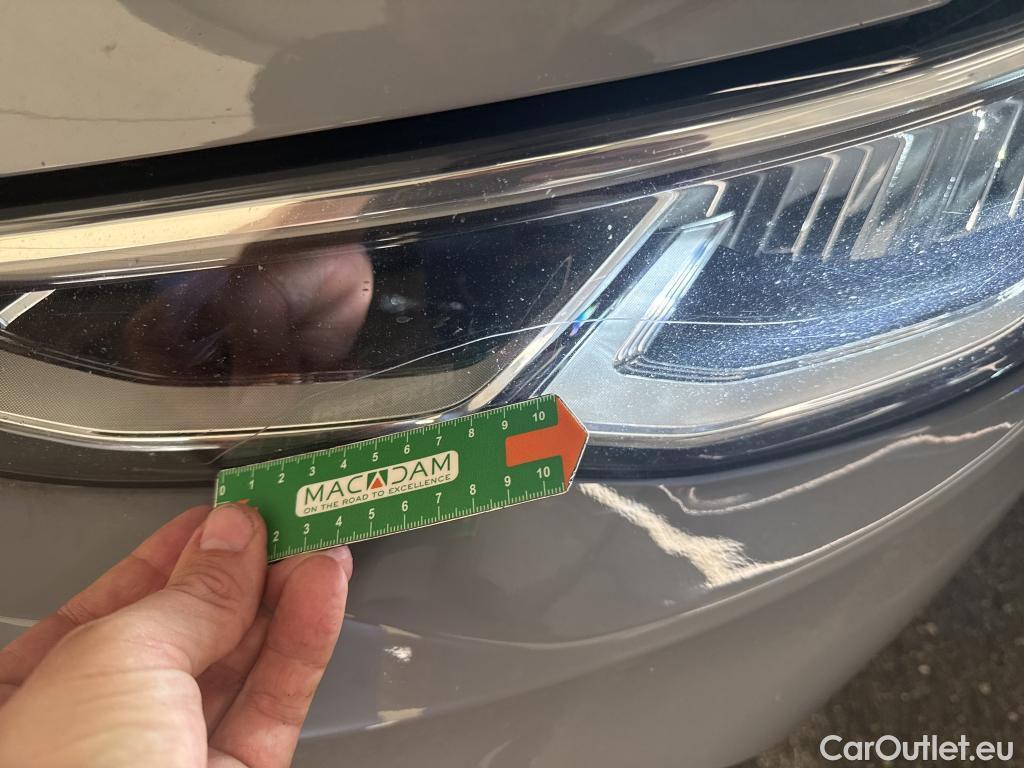  Volkswagen  Golf  VOLKSWAGEN / 2020 / 5P / Berline 1.0 eTSI OPF 110 DSG7 Life Business 1st #28