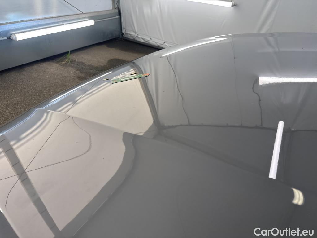  Volkswagen  Golf  VOLKSWAGEN / 2020 / 5P / Berline 1.0 eTSI OPF 110 DSG7 Life Business 1st #1