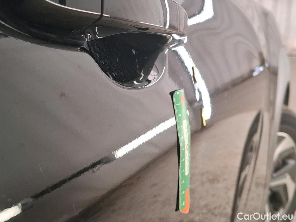  Hyundai  Konna HYUNDAI Kona / 2020 / 5P / SUV 1.6 HYBRID 141 BUSINESS HEV #16