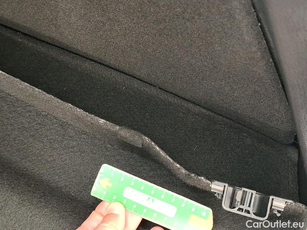  Toyota  C-HR TOYOTA  / 2016 / 5P / SUV 2.0 HYBRIDE 184 DYN BUS STAGE ACA #9