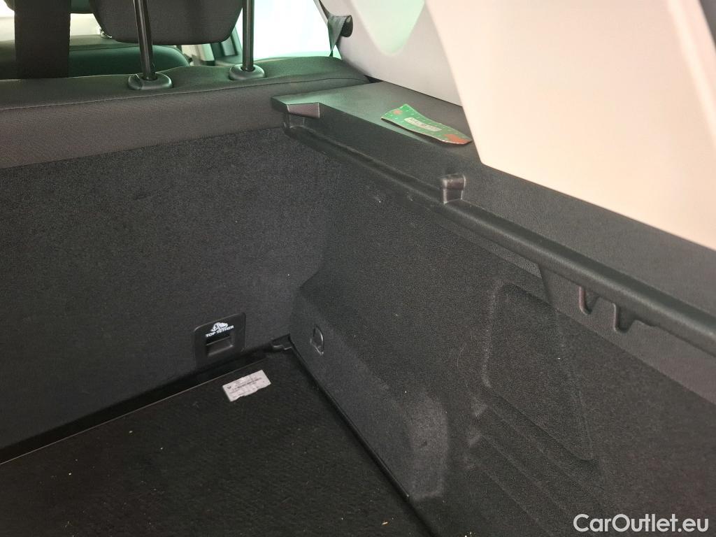  Renault  Scenic  IV Business 1.3 TCe 140CV BVM6 E6d #1