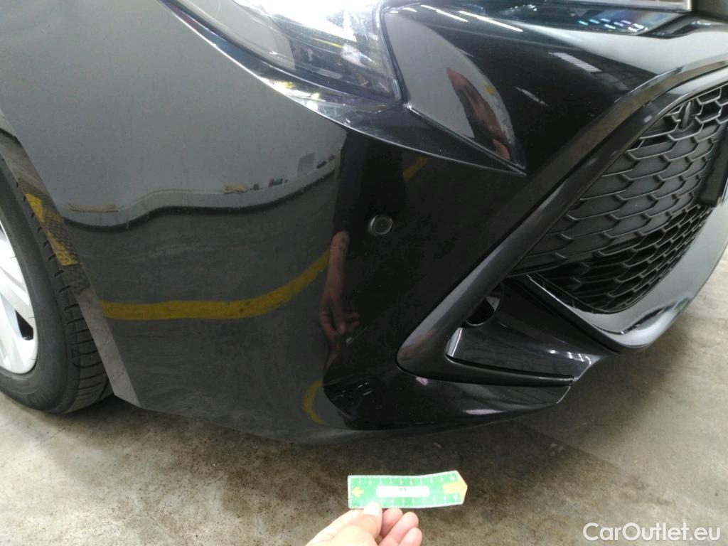  Toyota  Corolla TOYOTA  / 2018 / 5P / Berline Hybride 122h Dynamic Business Stage Acad #1