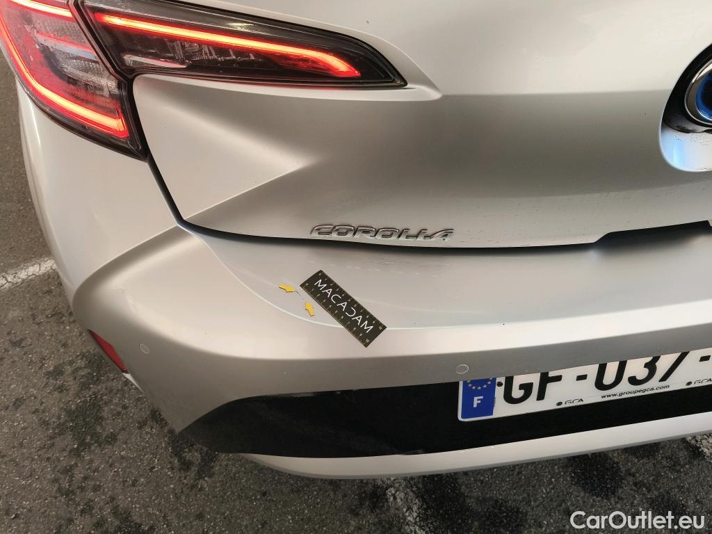  Toyota  Corolla TOYOTA  / 2018 / 5P / Berline Hybride 122h Dynamic Business Beyond Zer #41