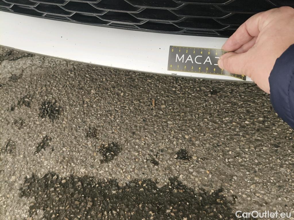  Toyota  Corolla TOYOTA  / 2018 / 5P / Berline Hybride 122h Dynamic Business Beyond Zer #8