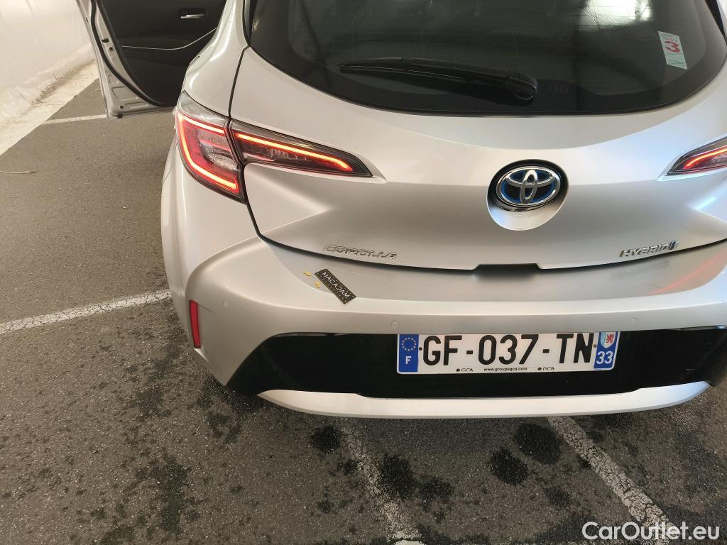  Toyota  Corolla TOYOTA  / 2018 / 5P / Berline Hybride 122h Dynamic Business Beyond Zer #40