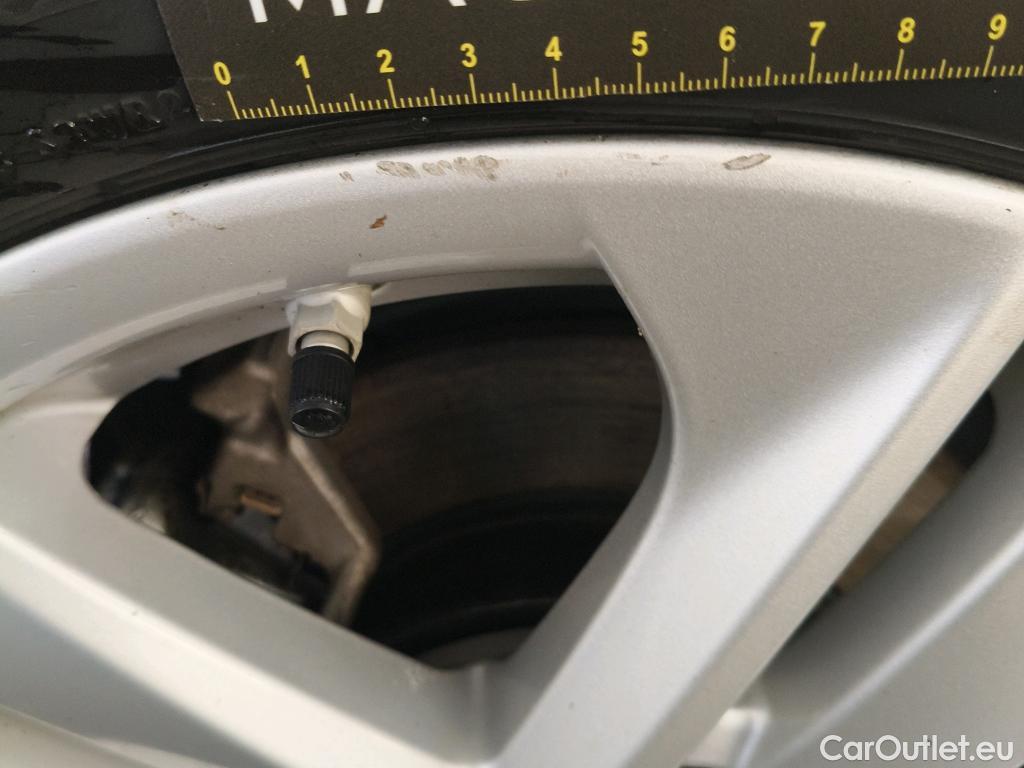  Toyota  Corolla TOYOTA  / 2018 / 5P / Berline Hybride 122h Dynamic Business Beyond Zer #20