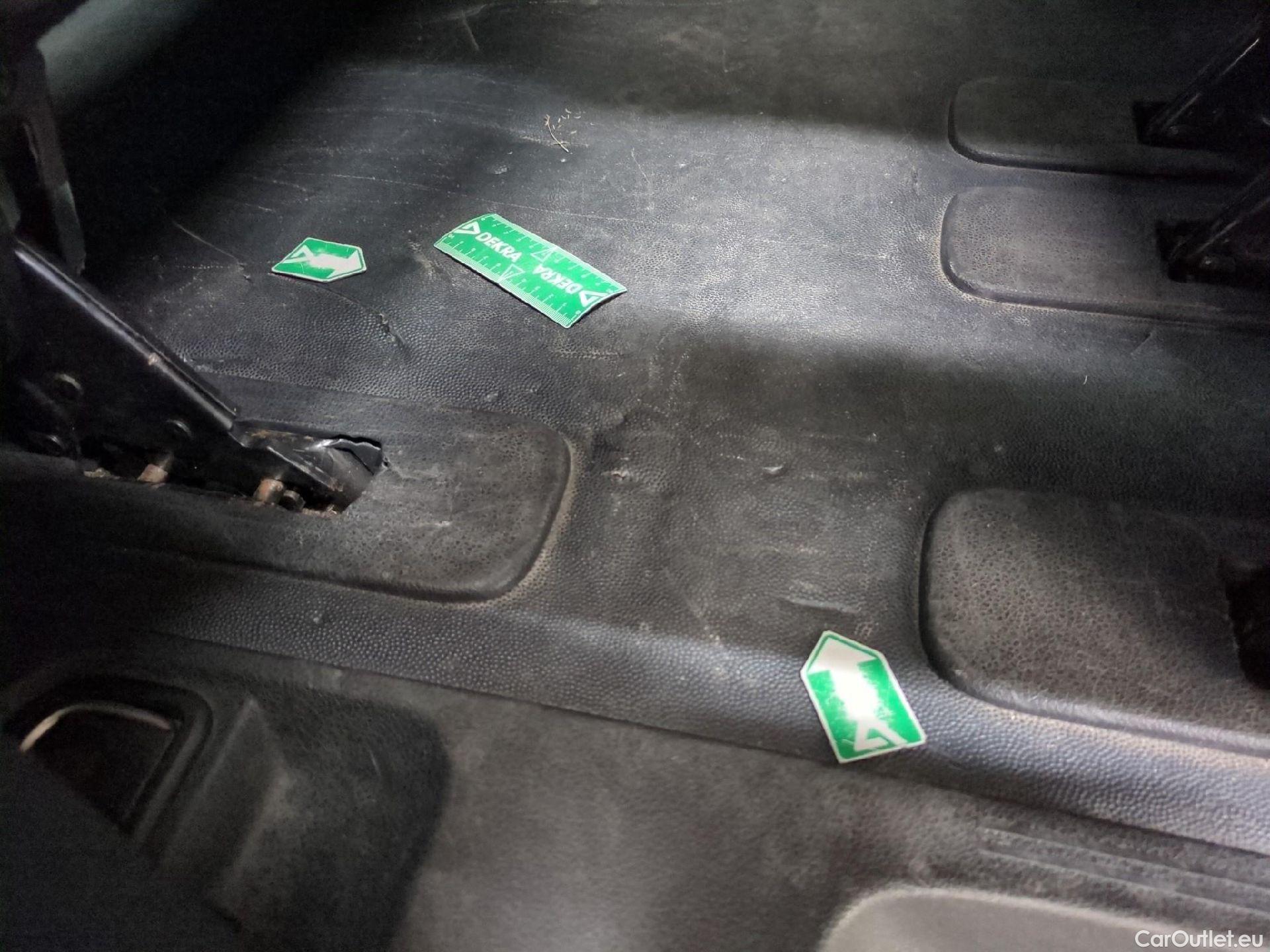  Peugeot  Expert Traveller Business L2 1.5 HDi 120CV BVM6 E6dT #71