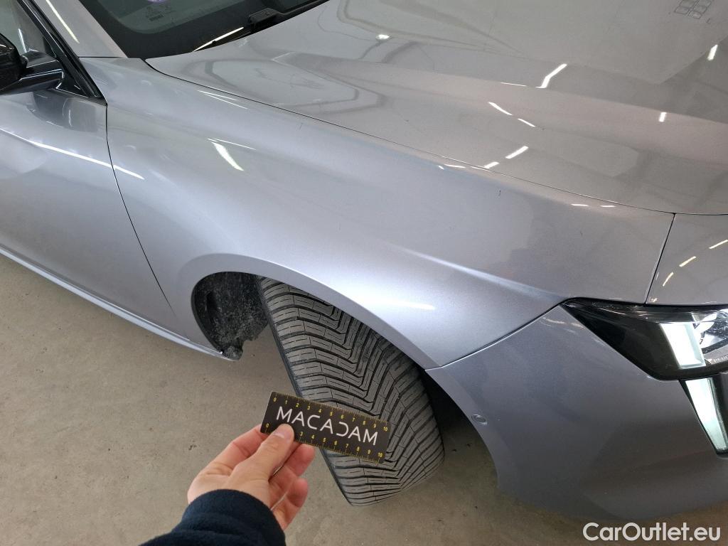  Peugeot  508 PEUGEOT  / 2018 / 5P / Berline HYBRID 225 E-EAT8 GT #56