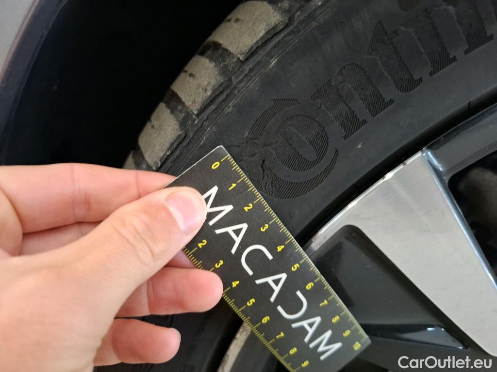  Peugeot  508 PEUGEOT  / 2018 / 5P / Berline HYBRID 225 E-EAT8 GT #3