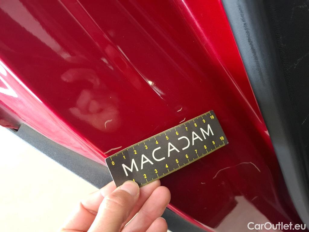  Peugeot  3008 PEUGEOT  / 2016 / 5P / SUV Puretech 180 S&S EAT8 GT LINE #33