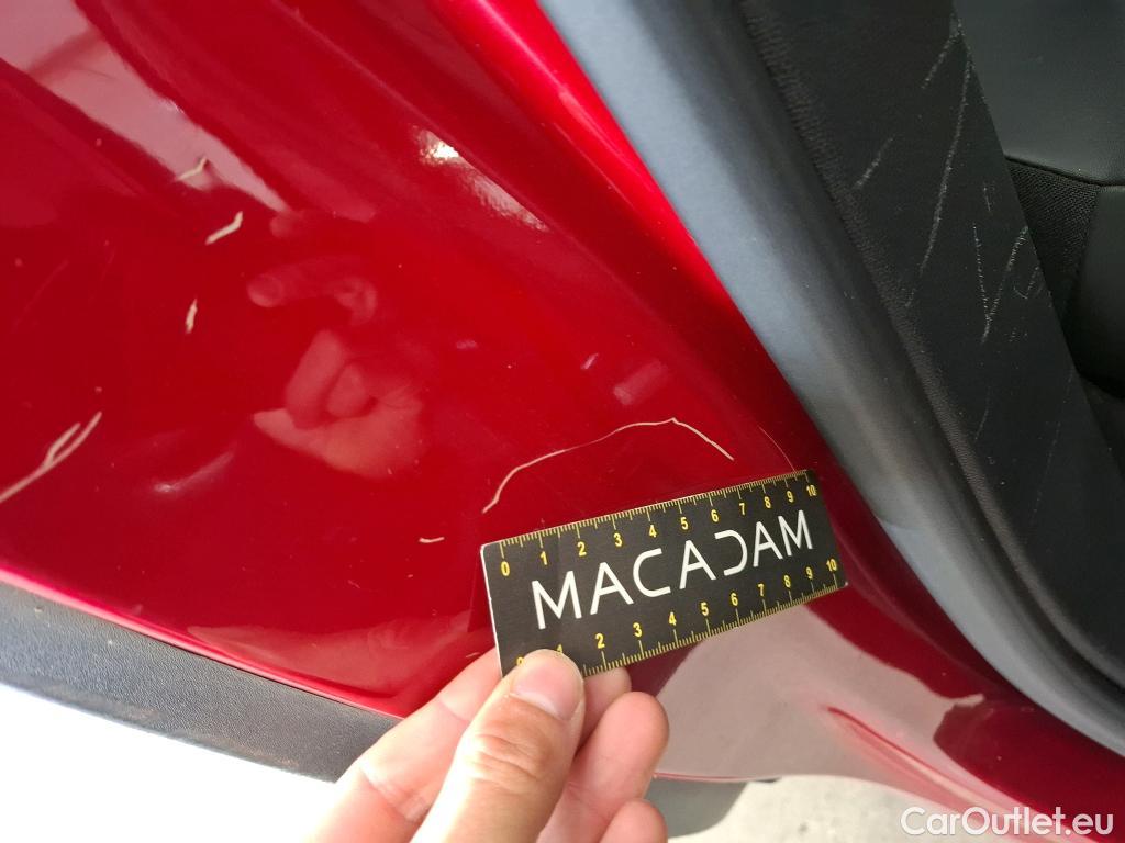  Peugeot  3008 PEUGEOT  / 2016 / 5P / SUV Puretech 180 S&S EAT8 GT LINE #31