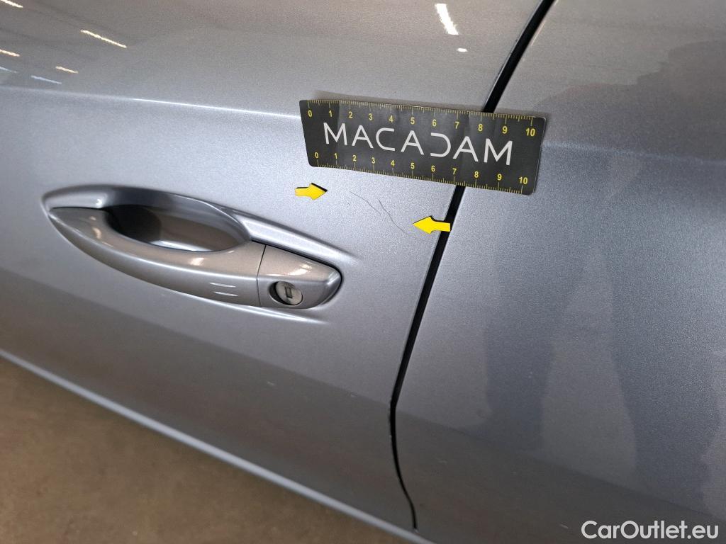  Peugeot  508 PEUGEOT  / 2018 / 5P / Berline HYBRID 225 E-EAT8 GT #50