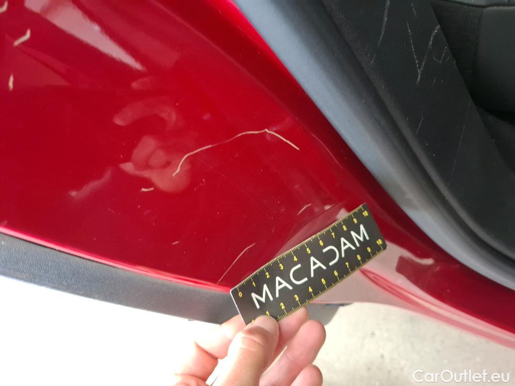  Peugeot  3008 PEUGEOT  / 2016 / 5P / SUV Puretech 180 S&S EAT8 GT LINE #34