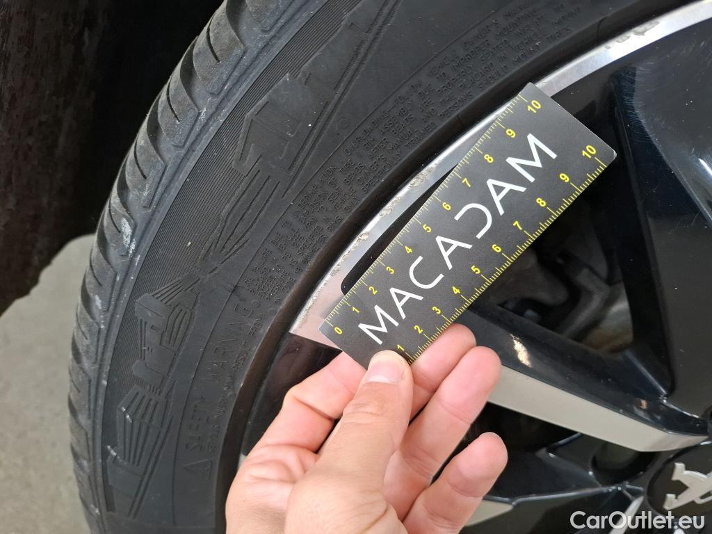  Peugeot  508 PEUGEOT  / 2018 / 5P / Berline HYBRID 225 E-EAT8 GT #43