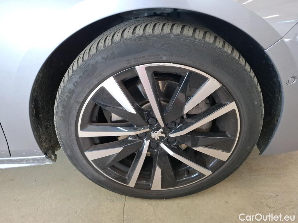  Peugeot  508 PEUGEOT  / 2018 / 5P / Berline HYBRID 225 E-EAT8 GT #23