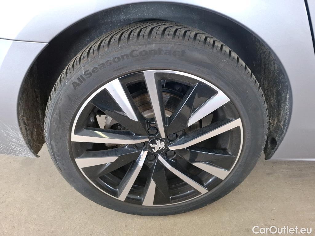  Peugeot  508 PEUGEOT  / 2018 / 5P / Berline HYBRID 225 E-EAT8 GT #42