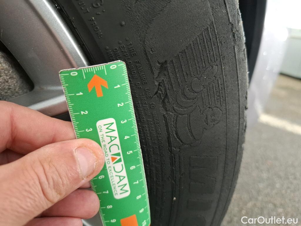  Peugeot  308  SW Allure 1.2 PureTech 130CV BVM6 E6d #10