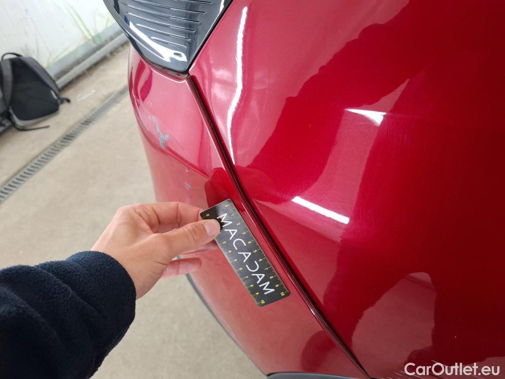  Peugeot  3008 PEUGEOT  / 2016 / 5P / SUV Puretech 180 S&S EAT8 GT LINE #28