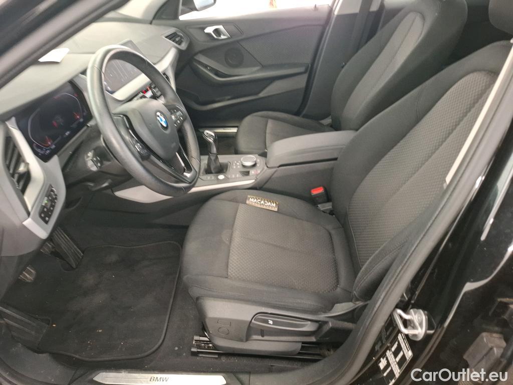  Bmw  Serie 1 BMW Série 1 / 2019 / 5P / Berline 116i Business Design #14