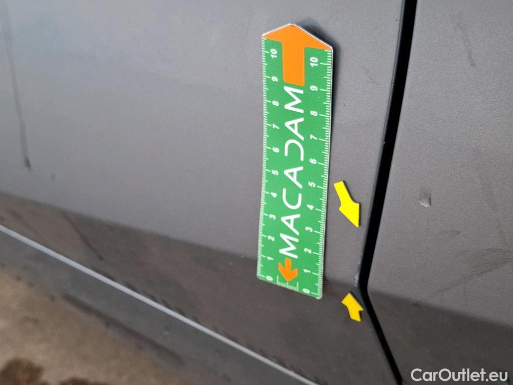  Bmw  Serie 1 BMW Série 1 / 2019 / 5P / Berline 116i DKG7 Business Design #7