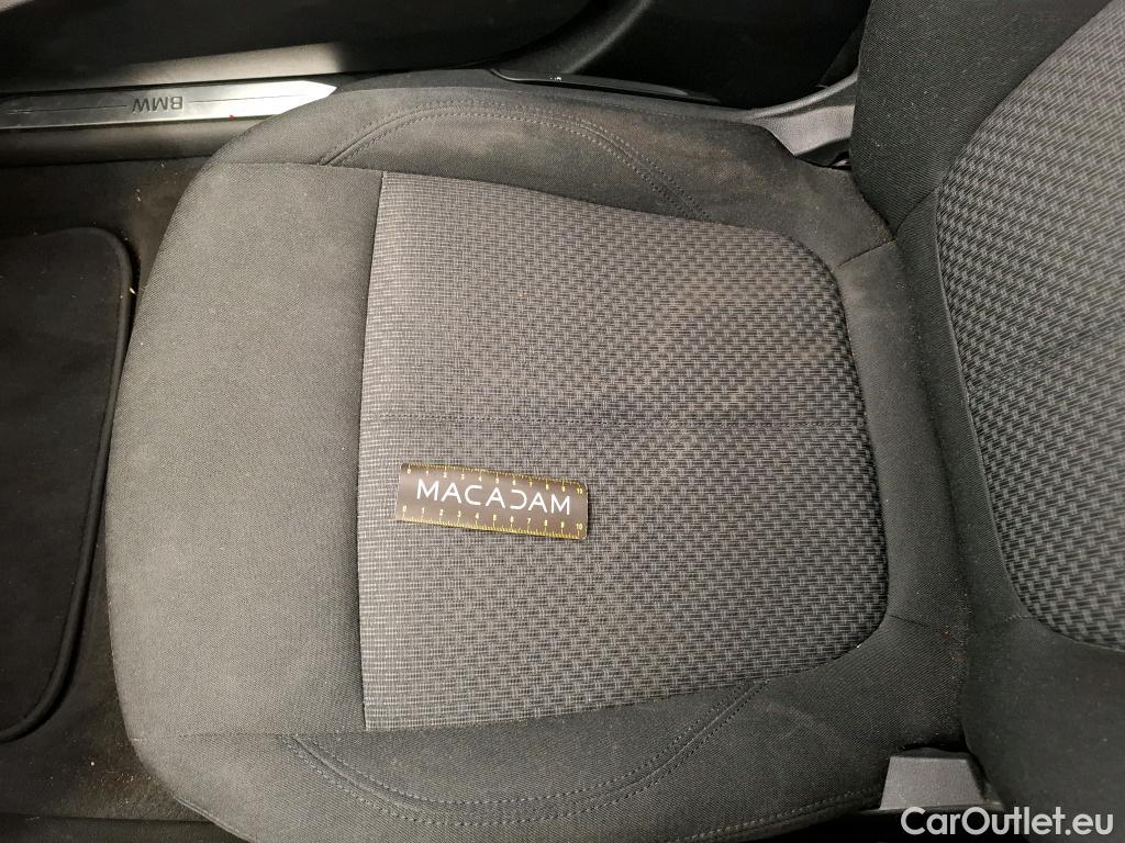  Bmw  Serie 1 BMW Série 1 / 2019 / 5P / Berline 116i Business Design #16