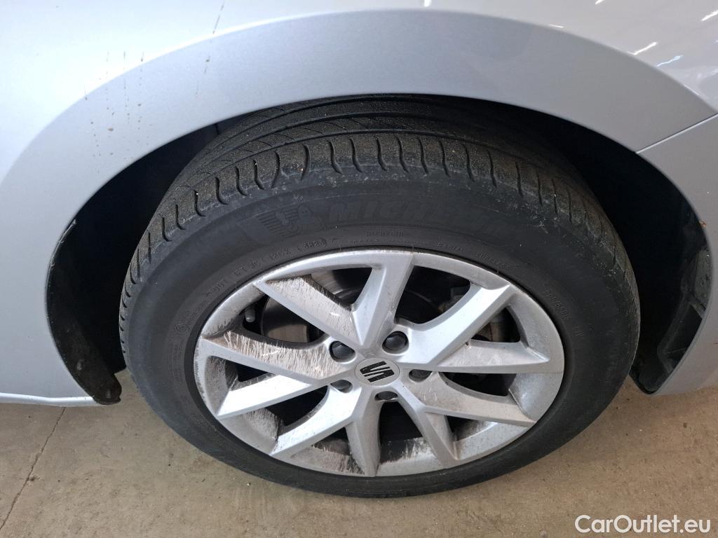  Seat  Leon SEAT  Sportstourer / 2020 / 5P / Break 2.0 TDI 150 DSG S&S Style Business #40