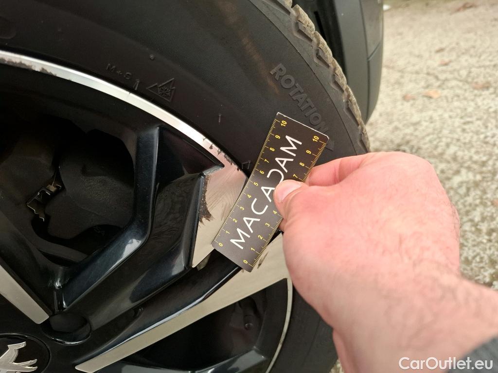  Peugeot  2008  Allure Business 1.5 HDi 110CV BVM6 E6d #18