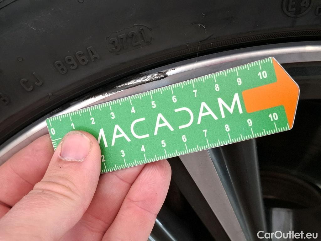  Bmw  Serie 1 BMW Série 1 / 2019 / 5P / Berline 116i DKG7 Business Design #2