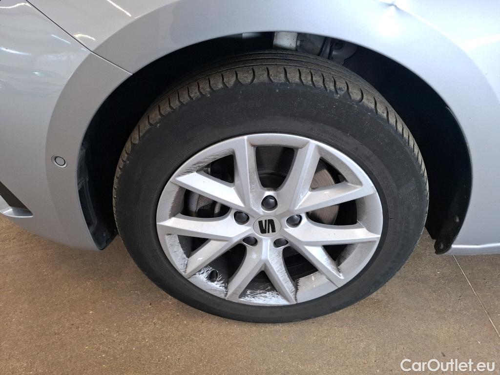  Seat  Leon SEAT  Sportstourer / 2020 / 5P / Break 2.0 TDI 150 DSG S&S Style Business #35