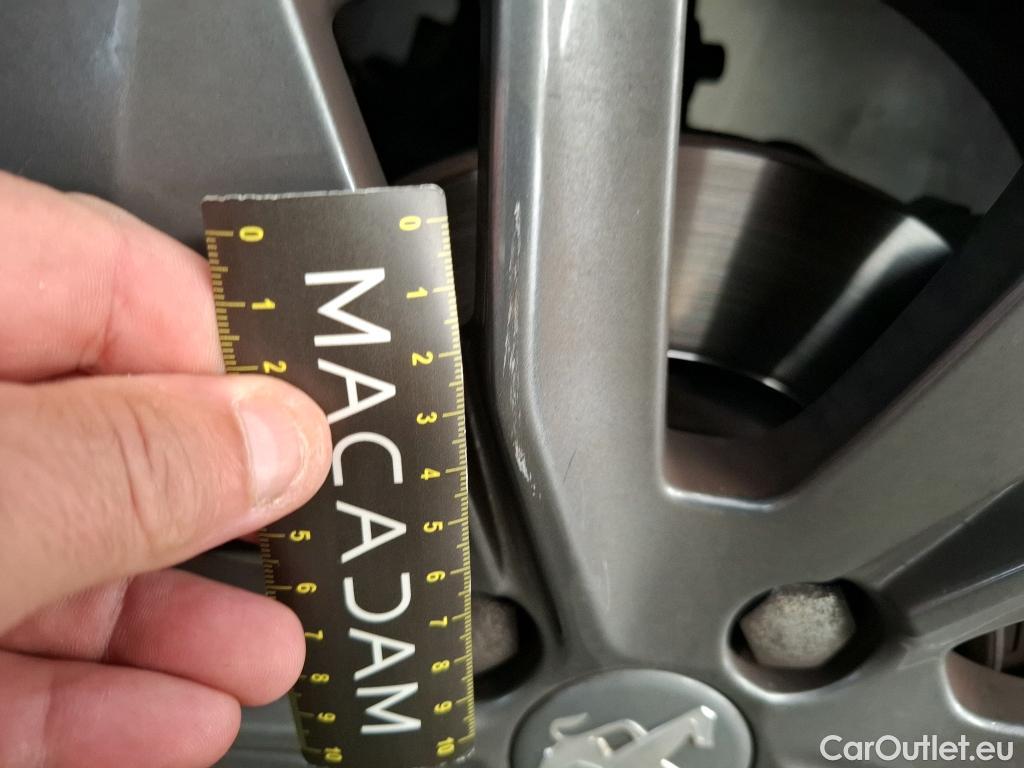  Peugeot  2008  Active Pack 1.2 PureTech 130CV BVA8 E6d #12