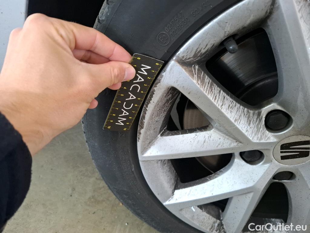  Seat  Leon SEAT  Sportstourer / 2020 / 5P / Break 2.0 TDI 150 DSG S&S Style Business #42