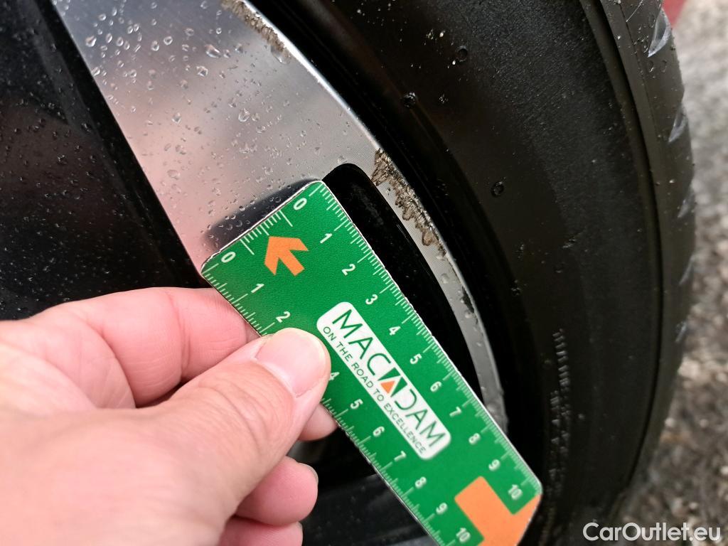  Peugeot  308 PEUGEOT  SW / 2021 / 5P / Break PureTech 130 S&S ALLURE PACK #13