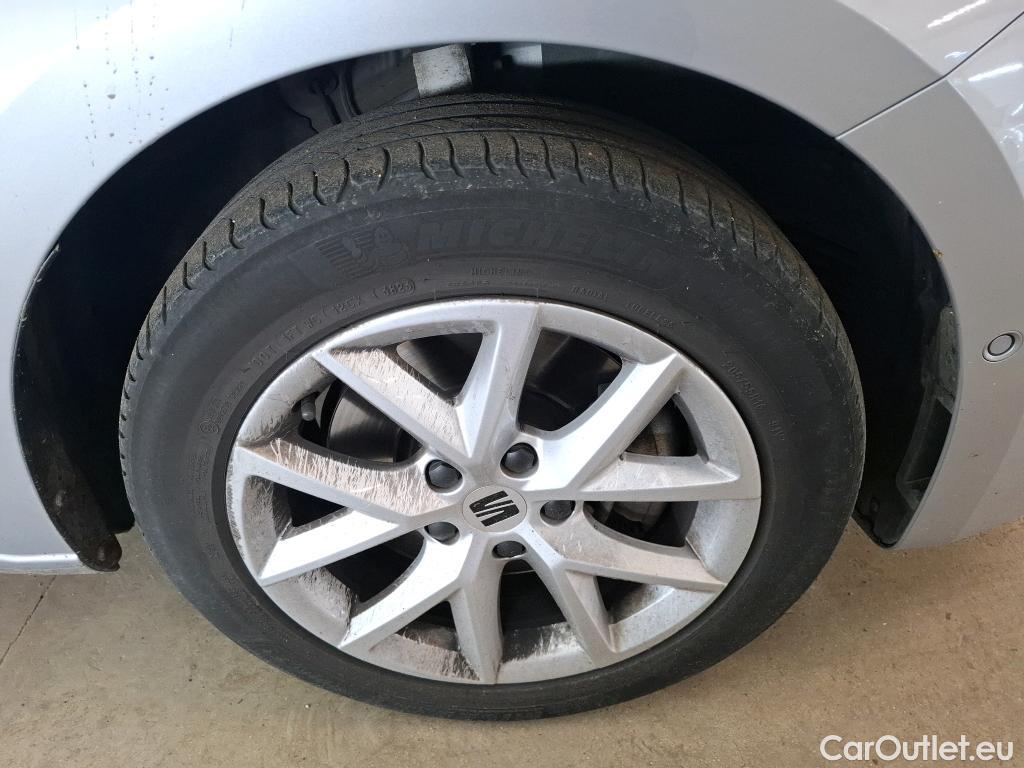  Seat  Leon SEAT  Sportstourer / 2020 / 5P / Break 2.0 TDI 150 DSG S&S Style Business #41