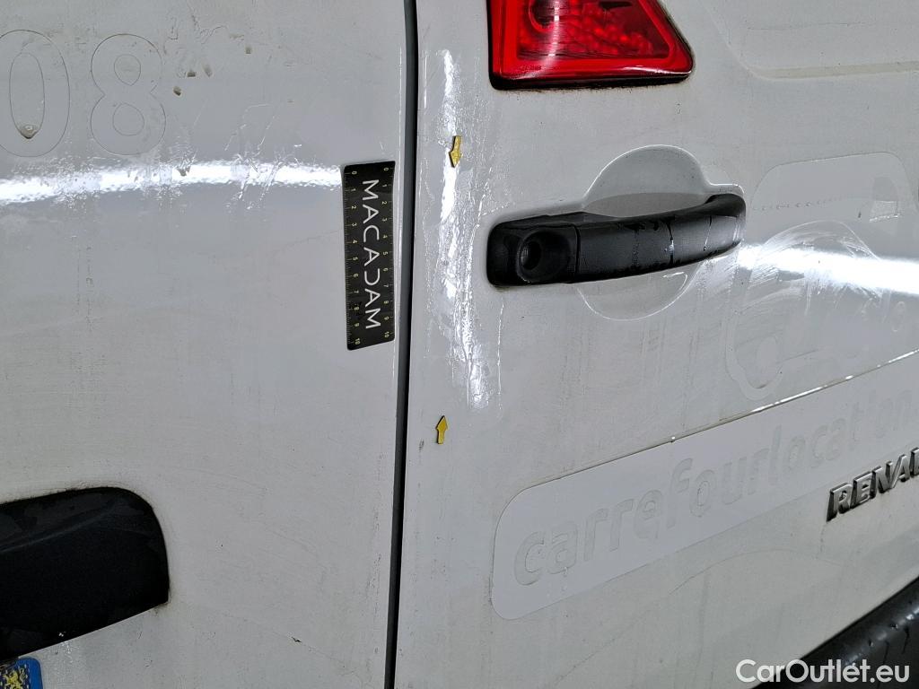  Renault  Master RENAULT   2019  4P  Fourgon tôlé FG Tr CF F3300 L2H2 Blue dCi 135 #8