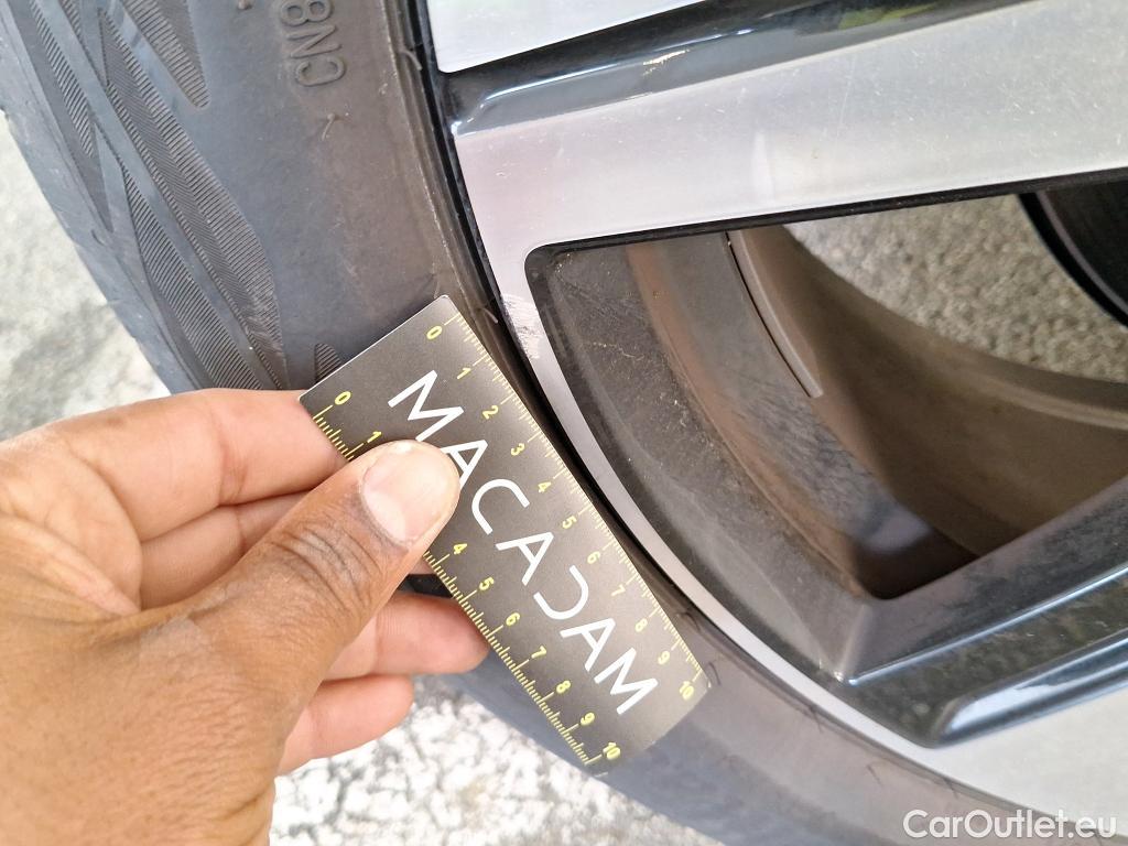  Volvo  XC 40 XC40 R Design Recharge Plug-In Hybrid 2WD 1.5 T5 260CV BVA7 E6d #21