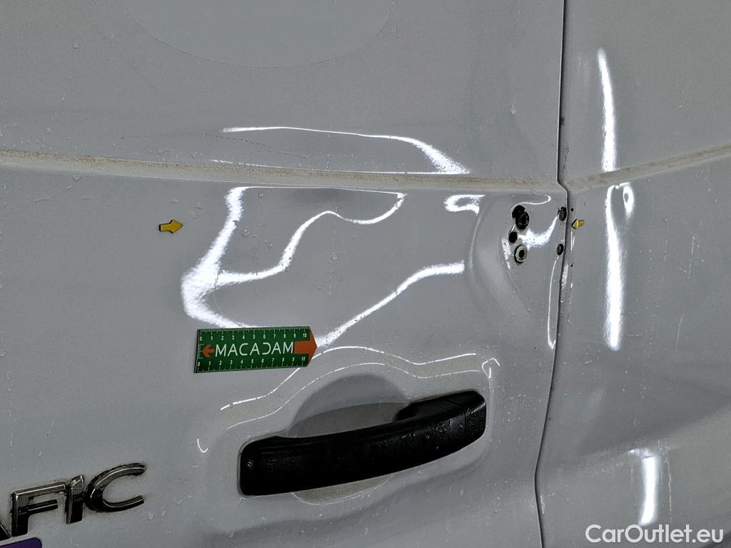  Renault  Trafic RENAULT  / 2019 / 4P / Fourgon tole FG GCF L1H1 1000 dCi 120 #22