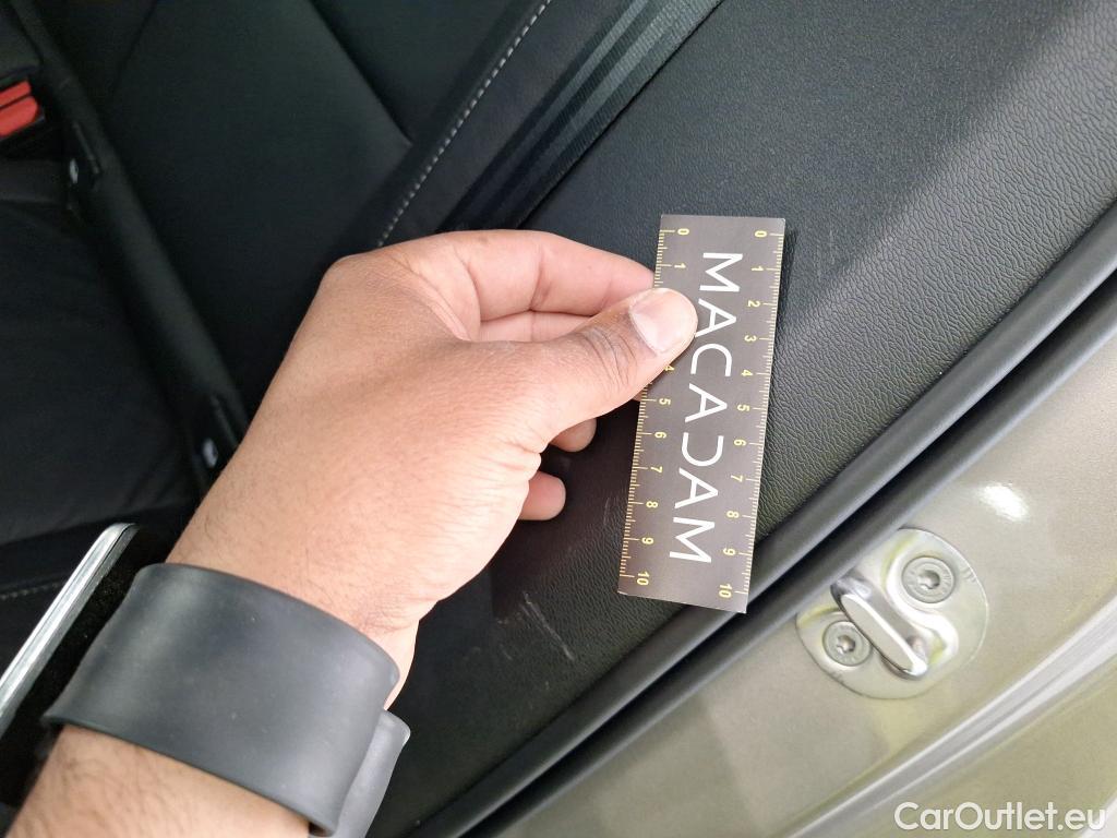  Volvo  XC 40 XC40 R Design Recharge Plug-In Hybrid 2WD 1.5 T5 260CV BVA7 E6d #10