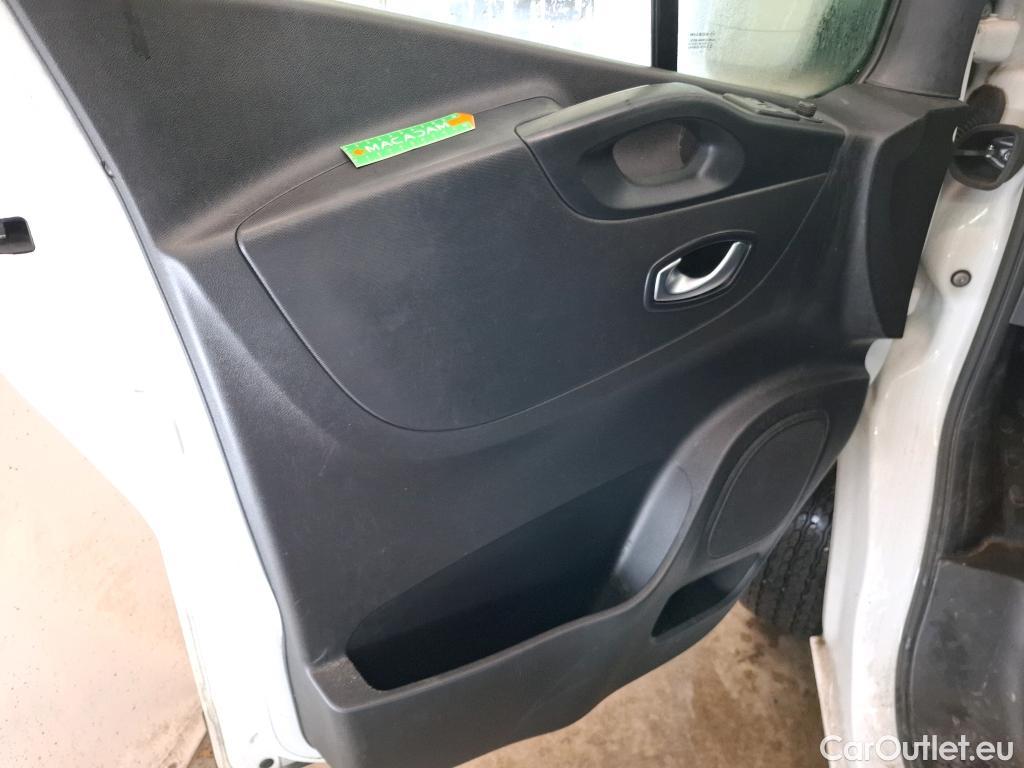  Renault  Trafic RENAULT  / 2019 / 4P / Fourgon tole FG GCF L1H1 1000 dCi 120 #55