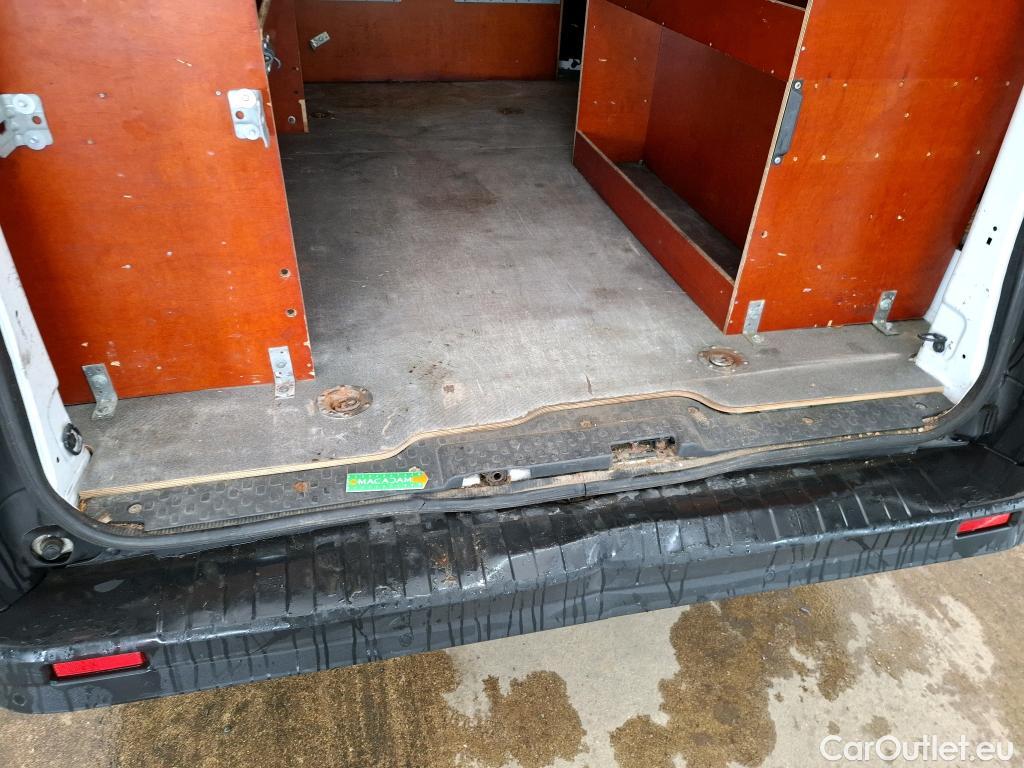  Renault  Trafic RENAULT  / 2019 / 4P / Fourgon tole FG GCF L1H1 1000 dCi 120 #53