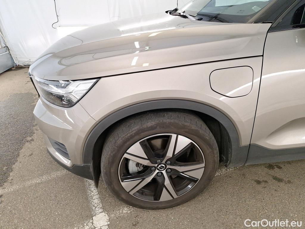  Volvo  XC 40 XC40 R Design Recharge Plug-In Hybrid 2WD 1.5 T5 260CV BVA7 E6d #1