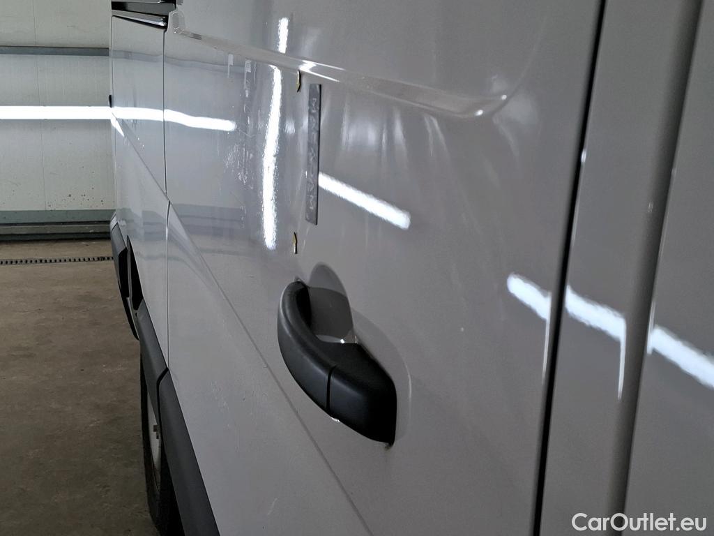  Renault  Master RENAULT   2019  4P  Fourgon tôlé FG Tr CF F3300 L2H2 Blue dCi 135 #6