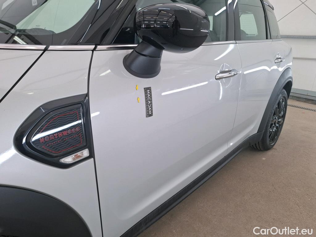  Mini  Countryman MINI  / 2020 / 5P / Crossover Cooper Edition Northwood 136 ch BVA7 #1