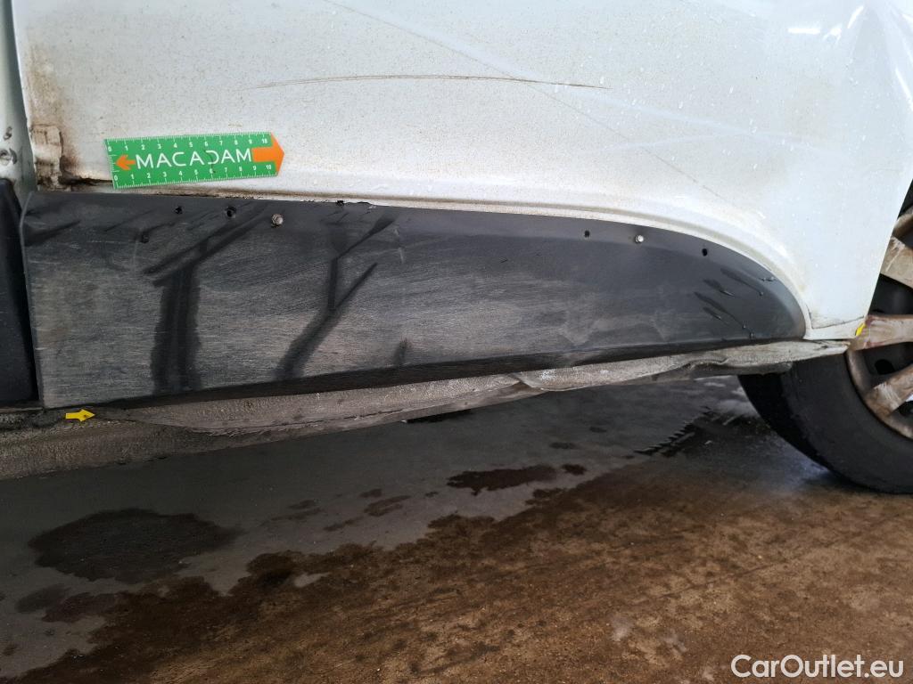  Renault  Trafic RENAULT  / 2019 / 4P / Fourgon tole FG GCF L1H1 1000 dCi 120 #6