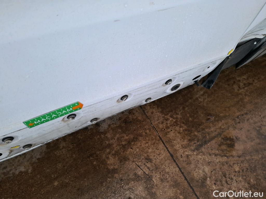  Renault  Trafic RENAULT  / 2019 / 4P / Fourgon tole FG GCF L1H1 1000 dCi 120 #32