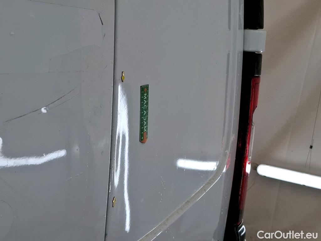  Renault  Trafic RENAULT  / 2019 / 4P / Fourgon tole FG GCF L1H1 1000 dCi 120 #26