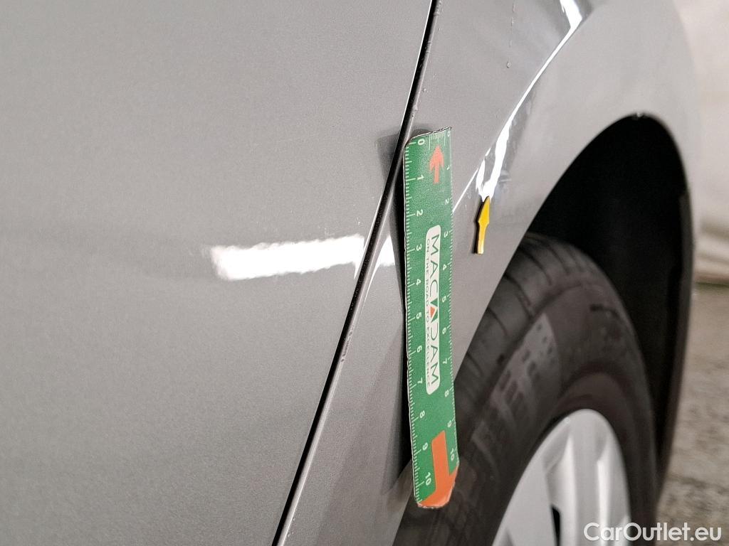  Volkswagen  Golf  VII Berline Trendline Business BMT 1.0 TSI 115CV BVM6 E6dT #3