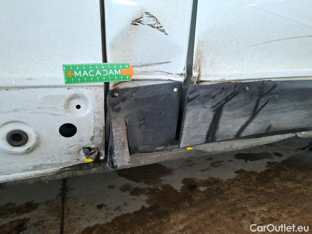  Renault  Trafic RENAULT  / 2019 / 4P / Fourgon tole FG GCF L1H1 1000 dCi 120 #8